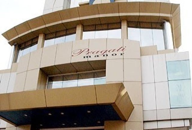 Pragati Manor
