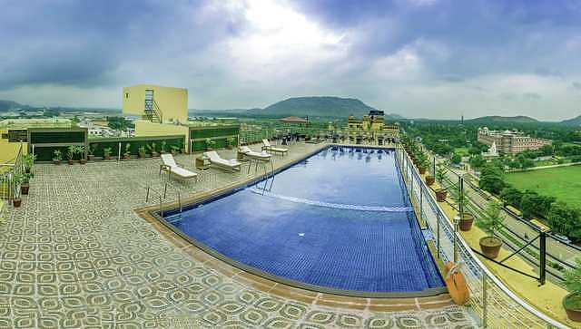 Clarion Inn Jaipur, Kukas