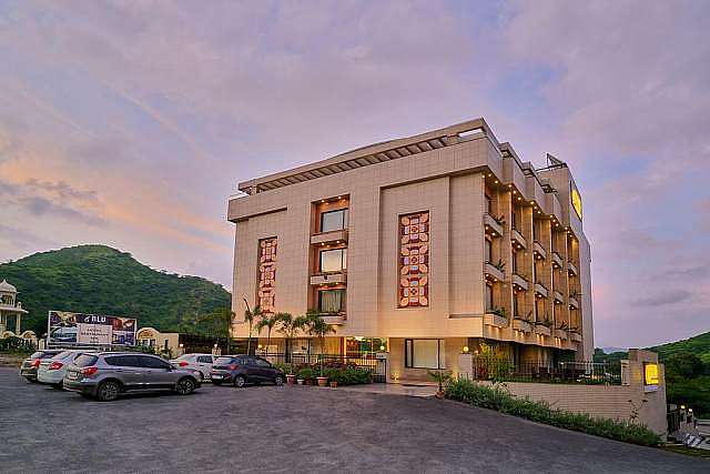 Blu Feather Hotel & Spa