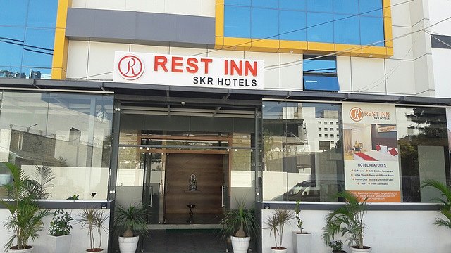 Rest Inn SKR Hotels