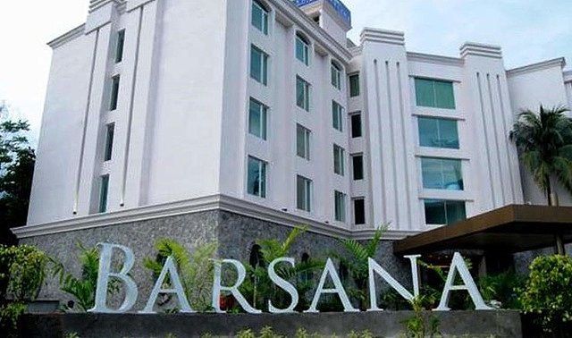 Barsana Hotel And Resort