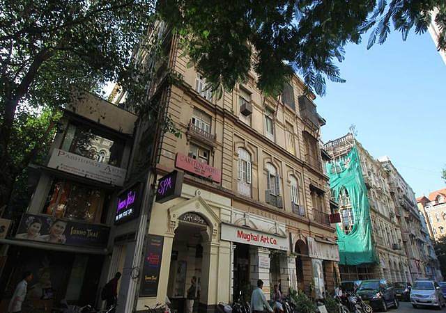 Carlton Hotel