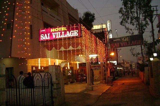 Hotel Sai Village