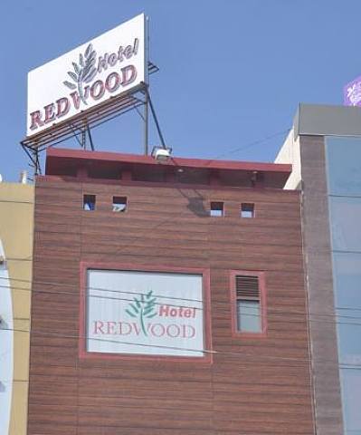 Hotel Redwood