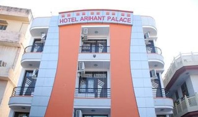 HOTEL ARIHANT PALACE