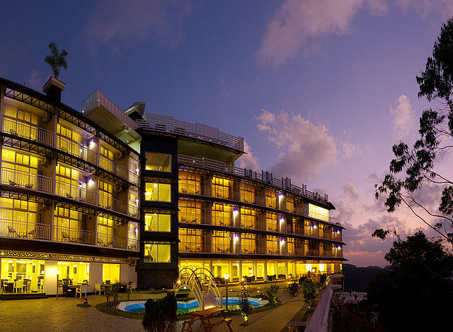 The Panoramic Getaway