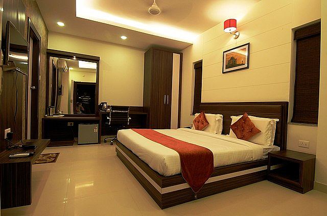 Hotel Premiere Villa (Sankatmochan Mandir)