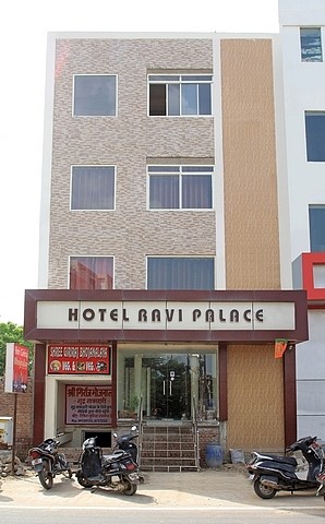 Hotel Ravi Palace