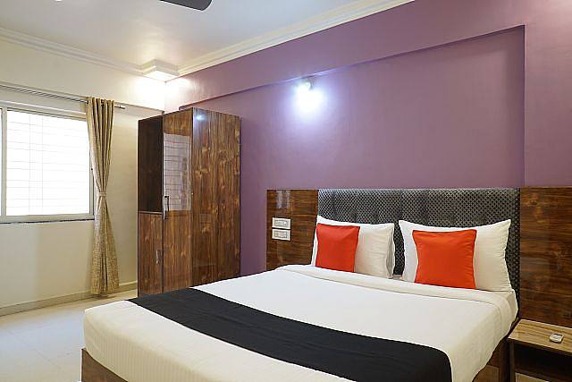 Capital O 41373 Hotel Kohinoor Residency