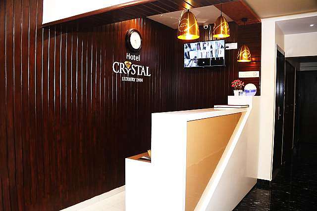Hotel Crystal Luxury Inn