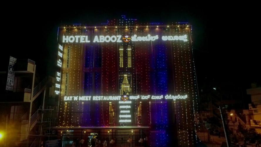 Hotel Abooz