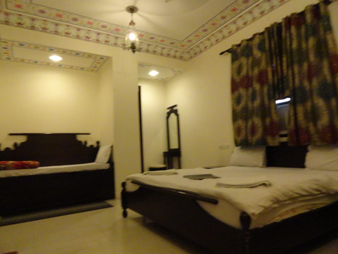 Hotel Aone Rooms - Near Banipark 