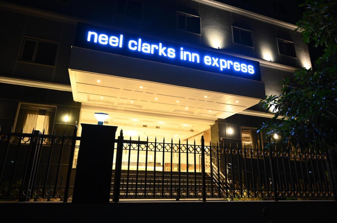 Neel Clarks Inn Express, Agra