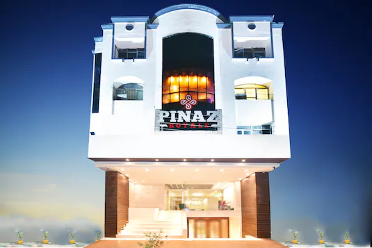 Hotel Pinaz Royale